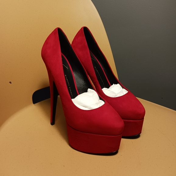 New GIUSEPPE ZANOTTI DEBRA red heels size 37 - Picture 2 of 12